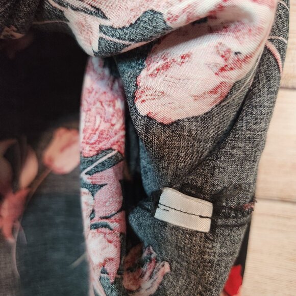 Torrid Black Floral Ruffle Shoulder Long Sleeve Top Women's Size 2X - Picture 8 of 16